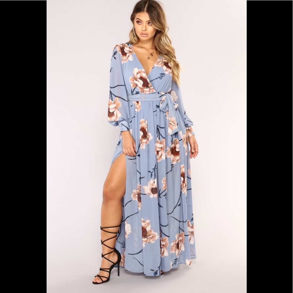 FASHION NOVA FLORAL MAXI DRESS BLUE